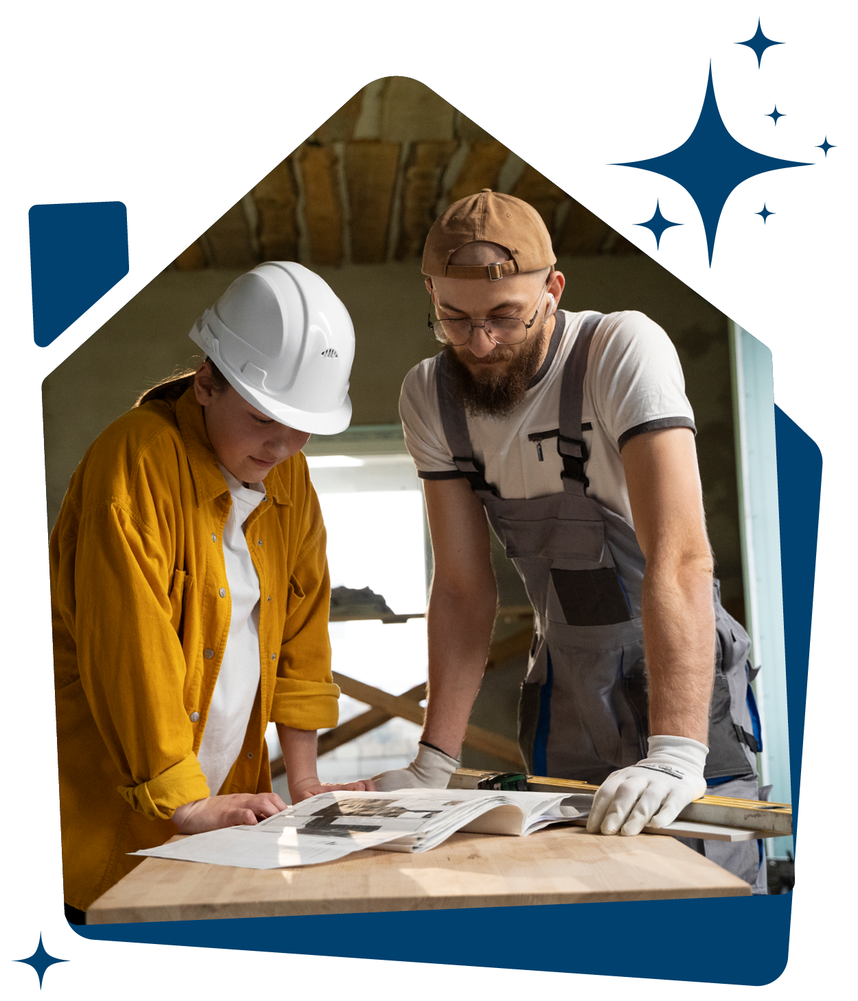 Couple sur un chantier pour du diagnostic immobilier Be-Di